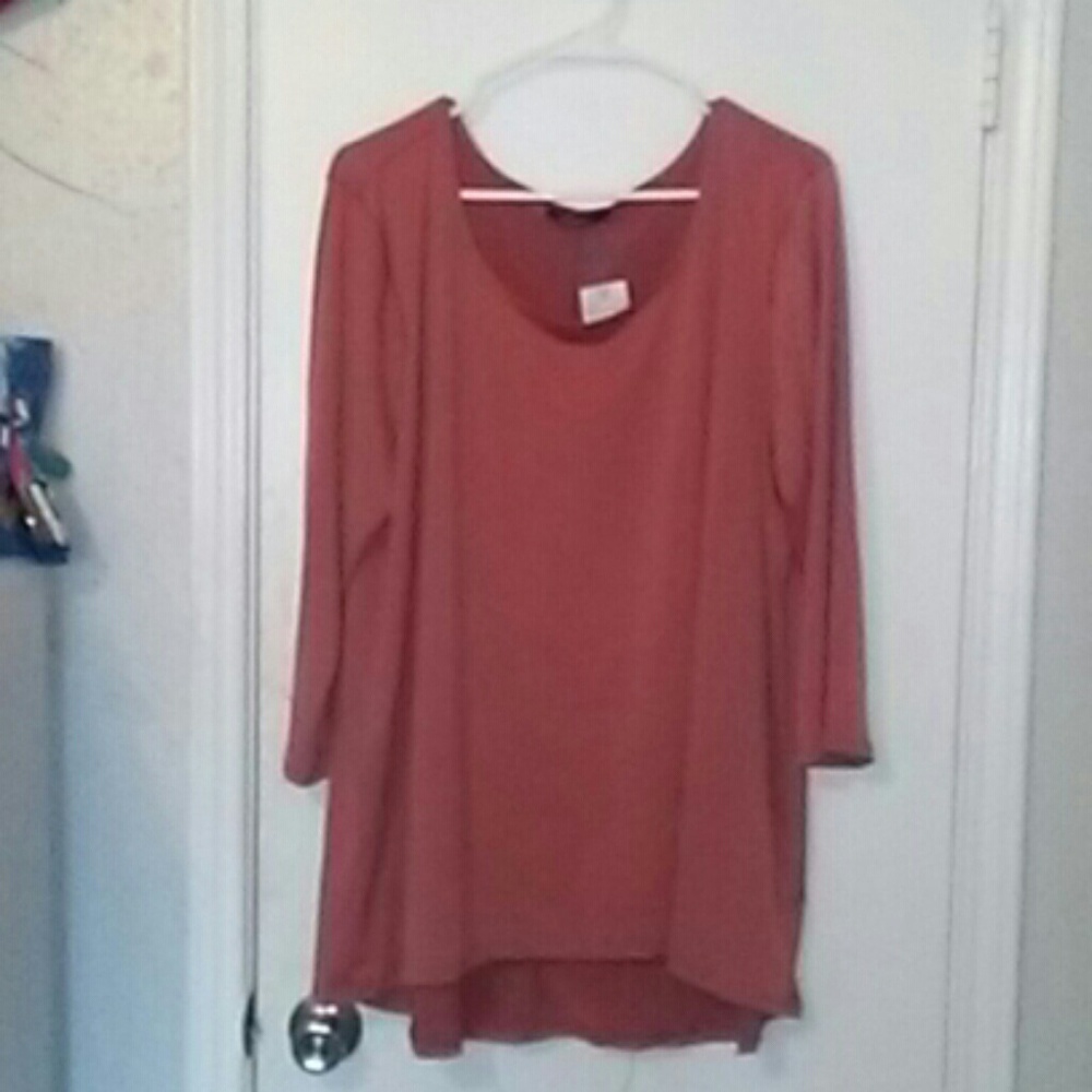 Fury Elbow Sleeve blouse